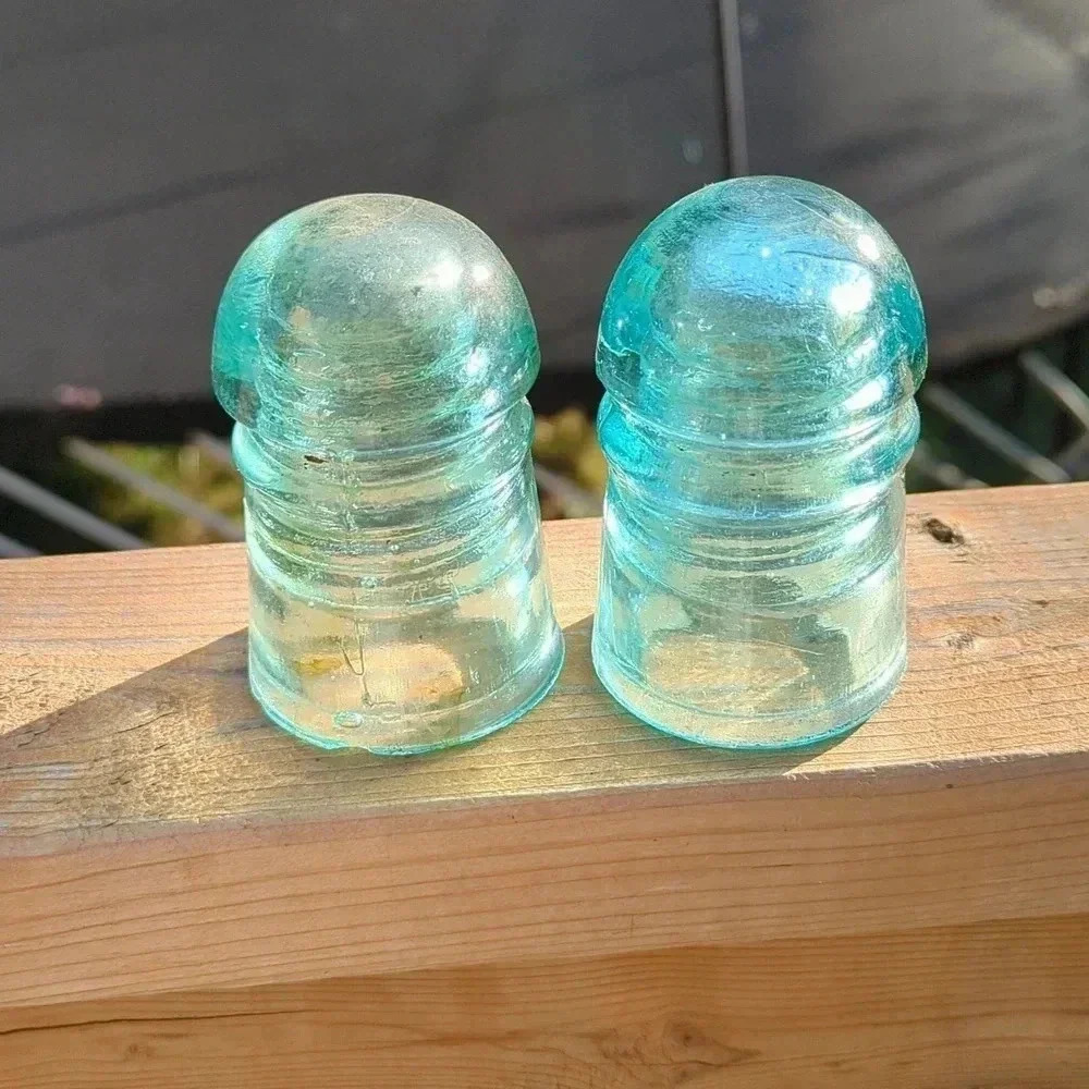 Glass  Insulators - Picture 3 of 6